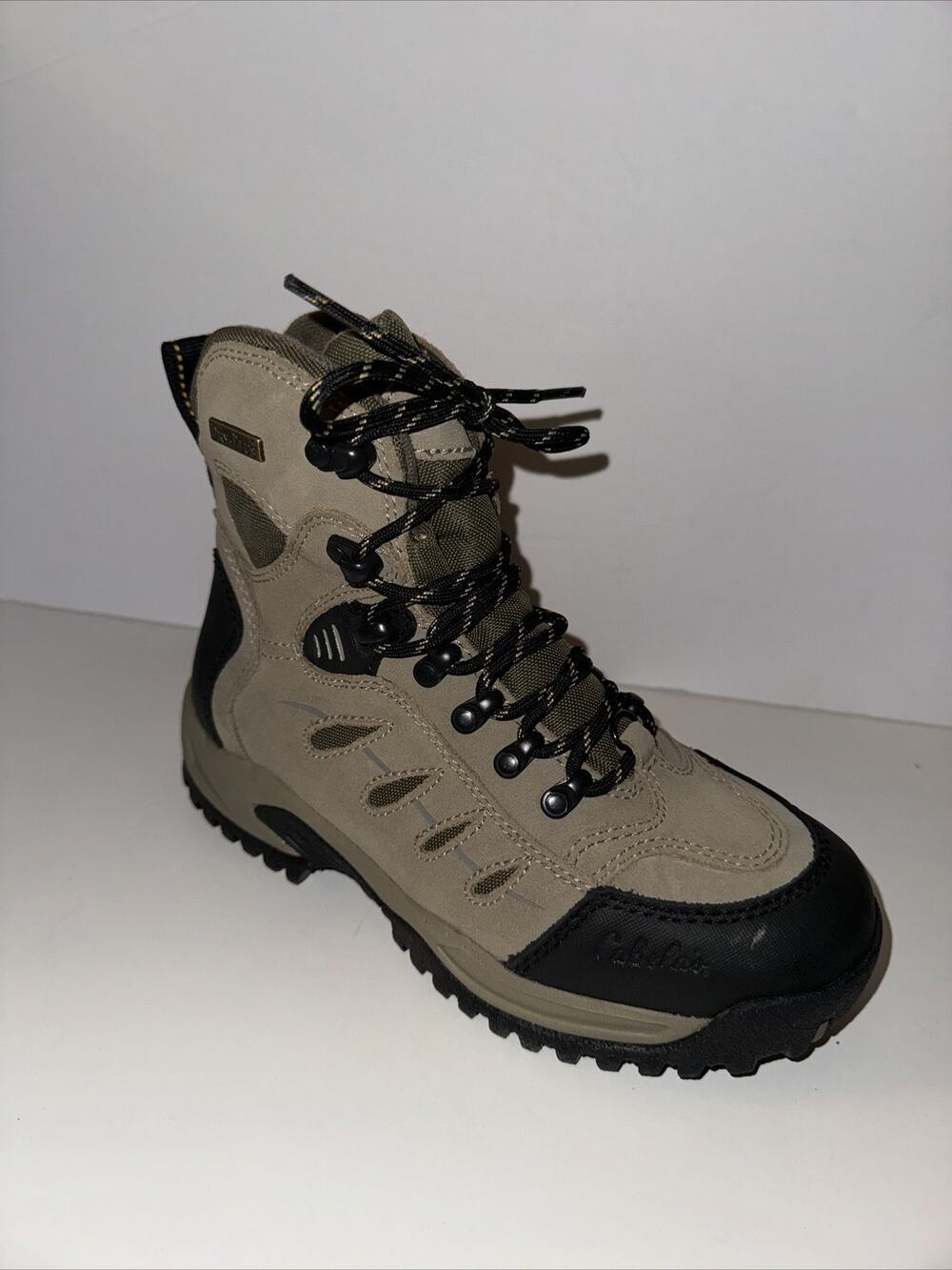 Cabela’s Snow Runner Size 7 Wide Boots 400g Hunting Hiking Leather Waterproof